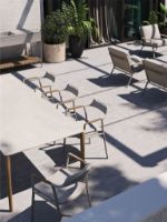 Billede af Vipp 711 Outdoor Open-Air Chair H: 76 cm - Light Grey Aluminium/Meadow