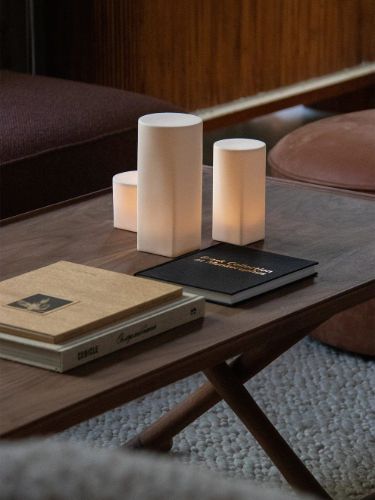 Audo Copenhagen Jäger Lounge Table 65x130 cm - Walnut