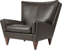 Billede af GUBI V11 Lounge Chair SH: 41 cm Fully Upholstered - Solid American Walnut/Smooth Leather Coffee 