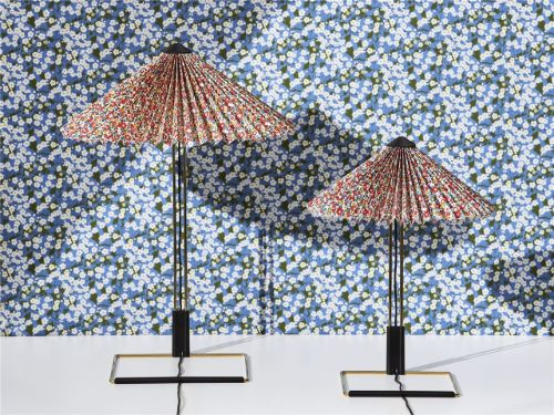 HAY x Liberty Matin Bordlampe Limited Edition H: 52 cm - Polished Brass/Betsy Ann by Liberty