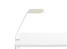 Billede af HAY Apex Desk Clip Lamp 43x36,5 cm - Oyster White 