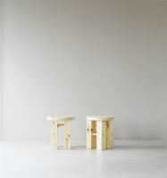 Billede af Normann Copenhagen Fyr Skammel H: 45 cm - UV Lakeret Fyrretræ