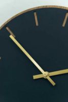 Billede af Hemverk Vægur Ø: 28 cm – Nero Oak/Gold