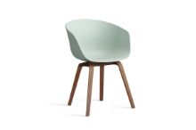 Billede af HAY AAC 22 About A Chair SH: 46 cm - Lacquered Solid Walnut/Dusty Mint