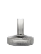 Billede af Ferm Living Ripple Wine Carafe 1,1 L - Smoked Grey
