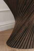 Billede af VIA Copenhagen Hyperbel Sofabord Ø: 100 cm - Oiled Oak/Smoked Glass