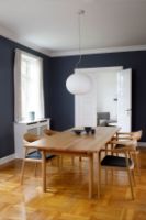 Billede af Bernstorffsminde Møbelfabrik Bridge Armstol SH: 43 cm - Sæbebehandlet Eg/Sort Læder