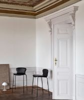 Billede af Bruunmunch PLAYchair Bar LowBack Fully Upholstered  - Black/Black Basic Leather