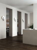 Billede af Design For The People Furiko Væglampe H: 42,3 cm - Sort OUTLET