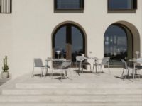 Billede af Blomus YUA Bistro Table 80x80 cm - Silk Gray