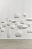 Billede af HAY Nelson Angled Sphere Bubble Pendel Medium H: 38,5 cm - Off White