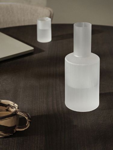 Ferm Living Ripple Carafe 100 cl - Frosted Glass