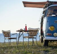 Billede af Mandalay Marguerit Bådformet Bord 83x83 cm Inkl. 2 Havestole Havemøbelsæt - Antracit/Teak 