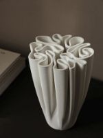Billede af Ferm Living Dedali Vase H: 25,5 cm - Off-White 