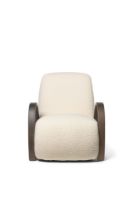 Billede af Ferm Living Buur Lounge Chair H: 87 cm - Dark Stained Oak/Off-White Nordic Bouclé 