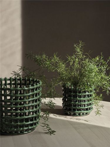 Ferm Living Ceramic Basket Large Ø: 23,5 cm - Emerald Green