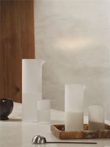 Ferm Living Ripple Water Jug H: 25,5 cm - Frosted