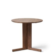 Billede af Form & Refine Trefoil Round Table Ø: 75 cm - Røget Eg