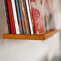 Billede af Kristian Juul Display MULTI Pladeholder - Valnød