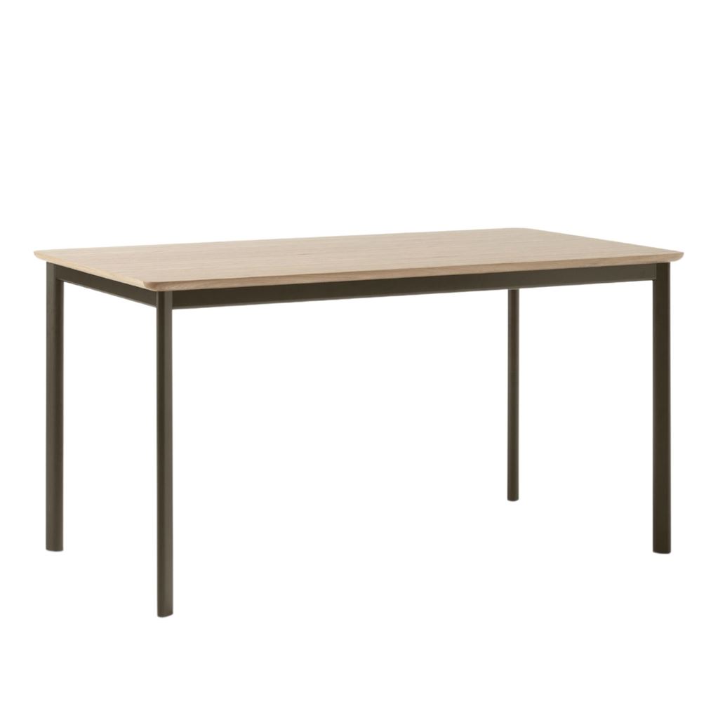 Billede af &Tradition Drip HW115 Dining Table L: 143 cm - Oak & Black Base 