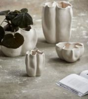 Billede af Nordal Isabela Vase H: 36,5 cm - Creme 