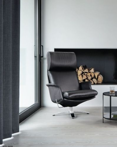 BERG Furniture Nasa Høj Lænestol m. Justerbar Nakkepude SH: 46 cm - Mat Aluminium/Berg Soft Sort Læder