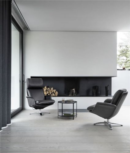 BERG Furniture Nasa Lav Lænestol SH: 46 cm - Mat Aluminium/Berg Soft Sort Læder