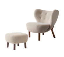 Billede af &Tradition Little Petra VB1 Loungechair & ATD1 Pouf - Oiled Walnut/Karakorum 003