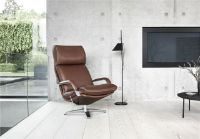 Billede af BERG Furniture Nasa Høj Åben Arm Lænestol m. Justerbar Nakkepude SH: 46 cm - Mat Aluminium/Rustical Choko Læder