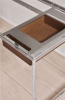 Billede af Vipp 430 Studio Desk Drawer 29x56 cm - Aluminium/Valnød
