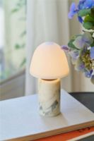 Billede af Made By Hand Fuse Portable Bordlampe H: 24 cm - Sten/Hvid Opalglas