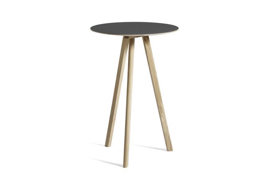 Billede af HAY CPH 20 Round Table Ø: 70 cm - Lacquered Solid Oak/Black Linoleum