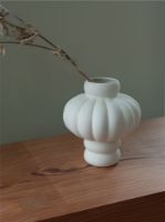 Billede af Louise Roe Balloon Vase #03 H: 40 cm - Raw White 