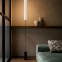 Billede af Luceplan Hono Gulvlampe H: 180 cm - Sort/Hvid