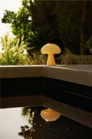 Billede af GUBI Obello Lamp H: 24 cm - Mundblæst Glas/Mellow Yellow