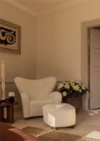 Billede af Audo Copenhagen Den Trætte Mand Fodskammel H: 36 cm - Dark Stained Oak/Lammeskind Moonlight