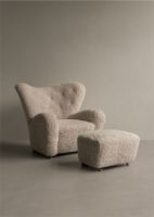 Billede af Audo Copenhagen Den Trætte Mand Fodskammel H: 36 cm - Dark Stained Oak/Lammeskind Moonlight