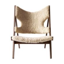 Billede af Audo Copenhagen Knitting Lounge Chair Sheepskin - Dark Stained Oak/Nature