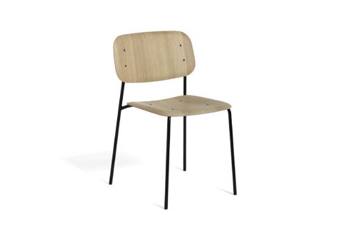 HAY Soft Edge 40 Chair w. Standard Gliders  - Lacquered Oak/Black Powder Coated Steel