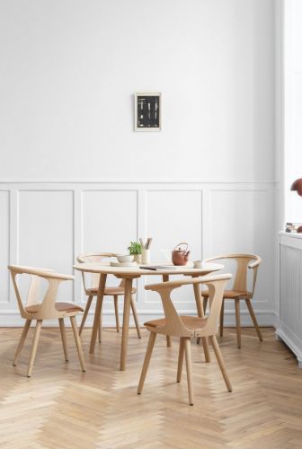 &Tradition SK4 In Between Dining Table Ø: 120 cm - Oiled Oak