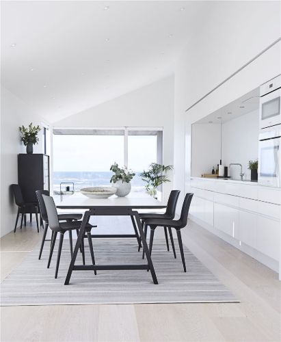 Andersen Furniture T1 Spisebord Med Udtræk 180x95 cm - Hvid/Sort