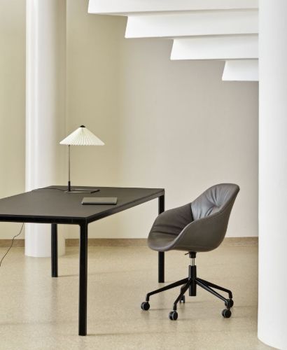 HAY AAC153 Soft SH: 42 cm - Black Powder Coated Aluminium/Sense Cognac