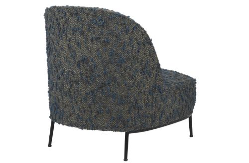 GUBI Sejour Lounge Chair Fully Upholstered SH: 35 cm - Black Semi Matt / Woodstock