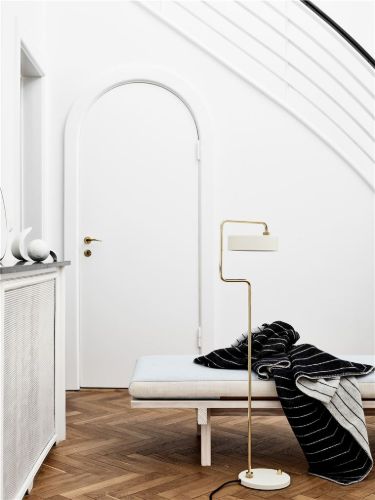 Made By Hand Petite Machine Floor Lamp 108x32 cm - Brass