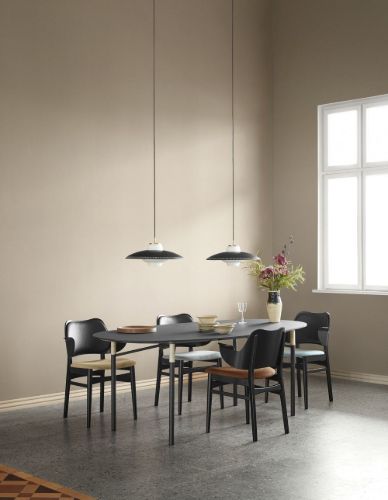 Warm Nordic Gesture Chair SH: 46 cm - Beech/Black Leather