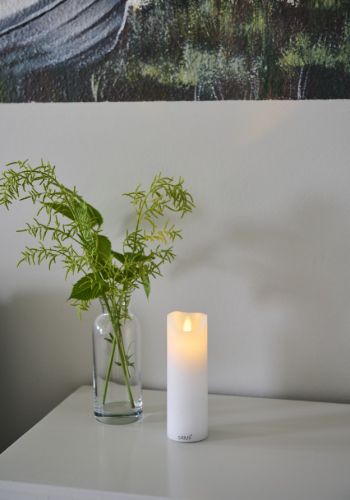 Sirius Sara Genopladeligt Stearinlys H: 15 cm - Hvid