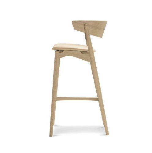Sibast Furniture No 7 Bar Stool SH: 75 cm - White Oil Oak / Spectrum Honey Leather