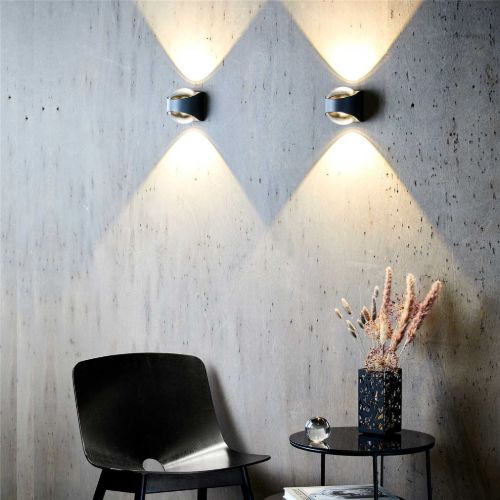 LOOM Design Saga LED væglampe - Sort