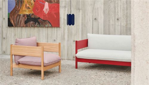 HAY Arbour Club Armchair SH: 40 cm - Atlas 621 / Wine Red Water-Based Lacquered Solid Beech