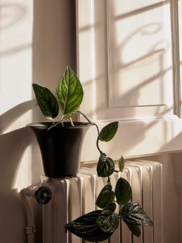 Ferm Living Spun Alu Pot H: 17,5 cm - Black